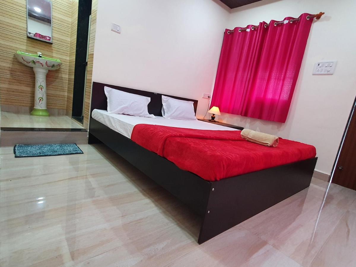 Serina House Mālvan Екстериор снимка
