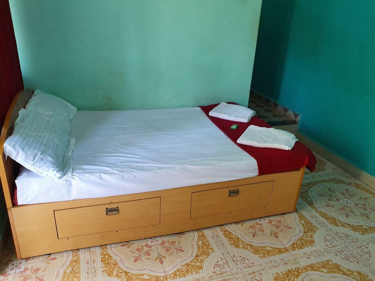 Serina House Mālvan Екстериор снимка