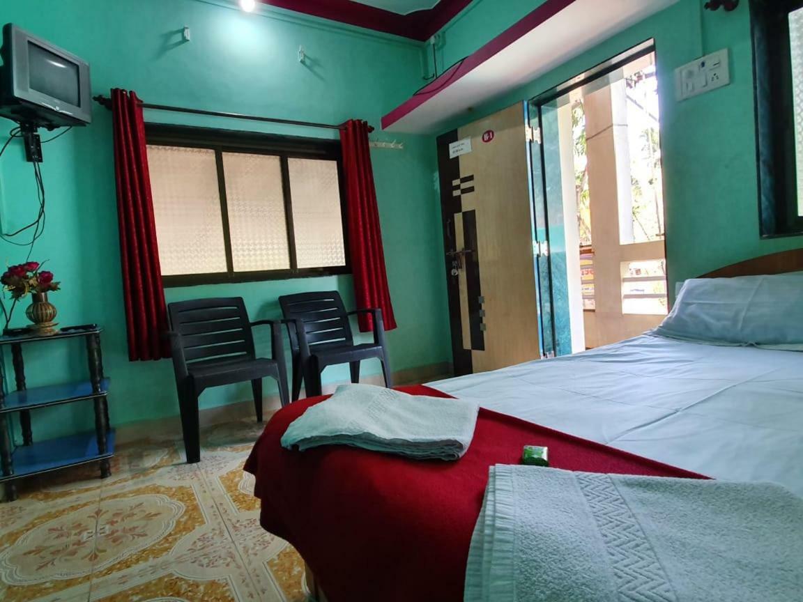 Serina House Mālvan Екстериор снимка